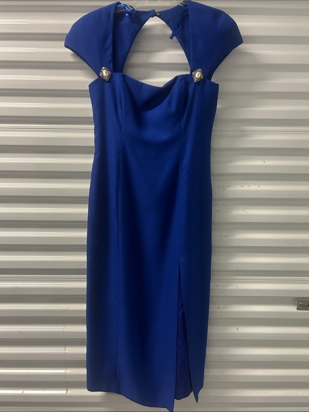 Royal Blue Cap-Sleeve Midi Dress with Decorative Brooch Details